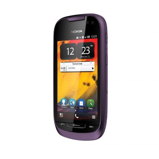 Nokia 701, el móvil con pantalla más brillante