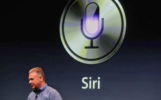 Google estaría trabajando en un asistente de voz similar a Siri