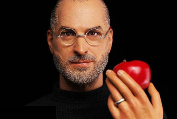 El muñeco de Steve Jobs que nada gusta a Apple
