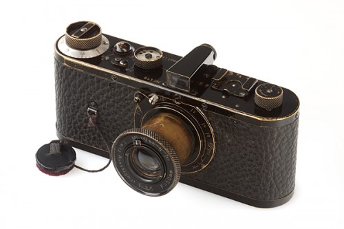Subastan cámara Leica por 2.79 millones de dólares