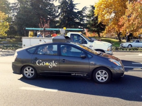 Los coches de Google pueden circular por las rutas californianas