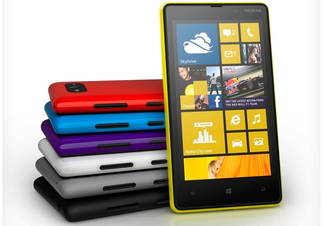 Nokia Lumia 820, vuelven las carcasas intercambiables de colores