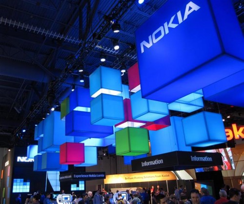Nokia lanzaría una “phablet” que competería con Samsung Galaxy Note