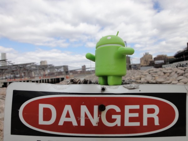 El peligro de descargar aplicaciones Android fuera de Google Play